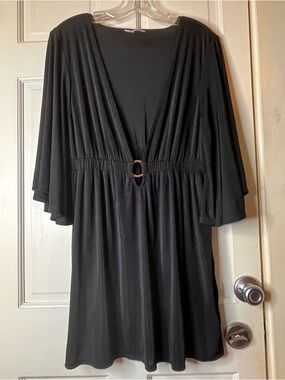 Women's Black V-Neck Ring-Detail Dress